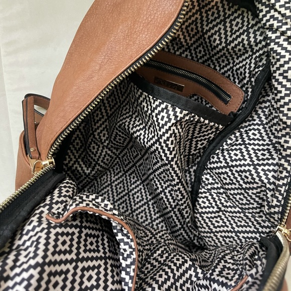 Backpack - Picture 3 of 3